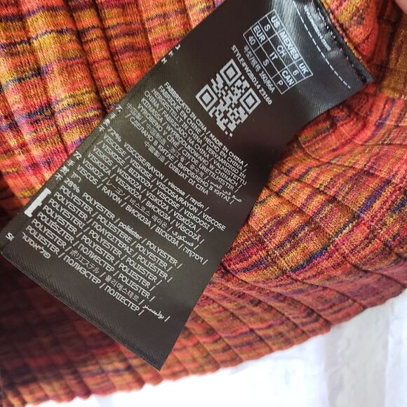 GUESS Cinched Front Anika Ribbed Bodycon Skirt Small - Picture 7 of 12